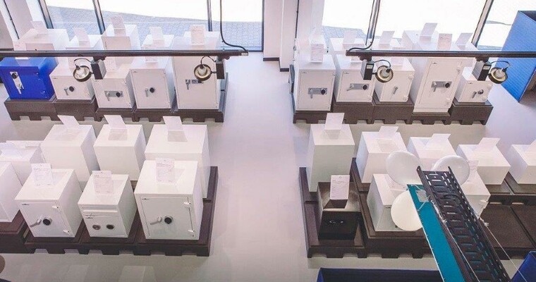 Poziomy bezpieczeństwa sejfów – co w praktyce oznaczają klasy odporności sejfów na włamanie?