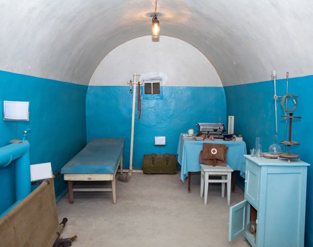 schron-podziemny-w-bunkrze-wojskowym