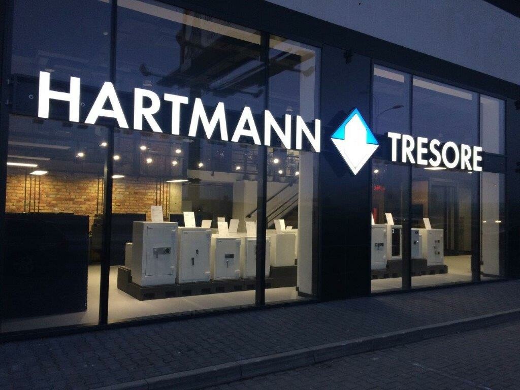 odwiedz-salon-sejfow-Hartmann-tresore