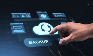 Jaką rolę odgrywa sejf na backup w zapewnieniu ciągłości działania firmy i w zarządzaniu ryzykiem? 